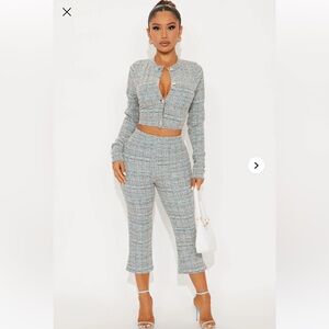 NWT Tweed Capri Set Blue Small